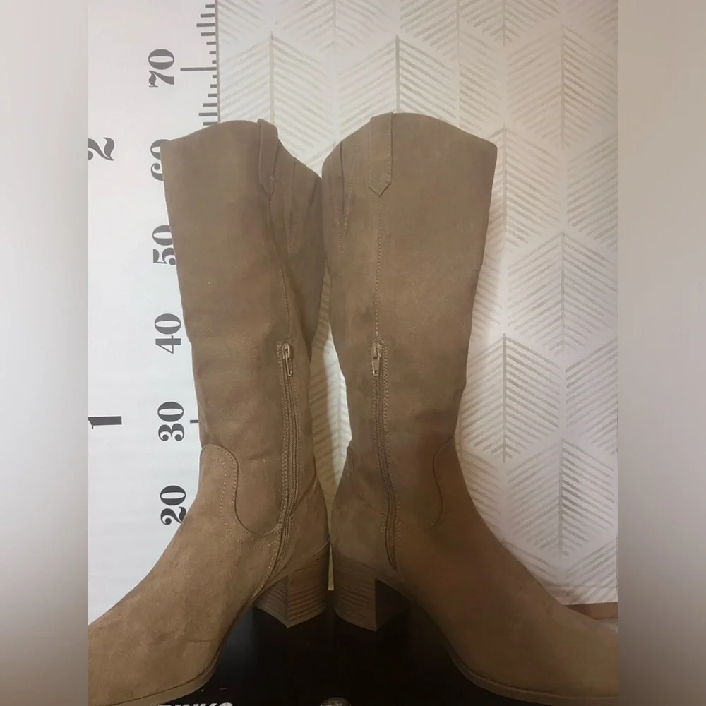 Altered state high cowboy boots, brown knee-high size 10 - Picture 8 of 10